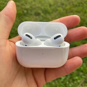 Apple Air Pods 2nd Generation